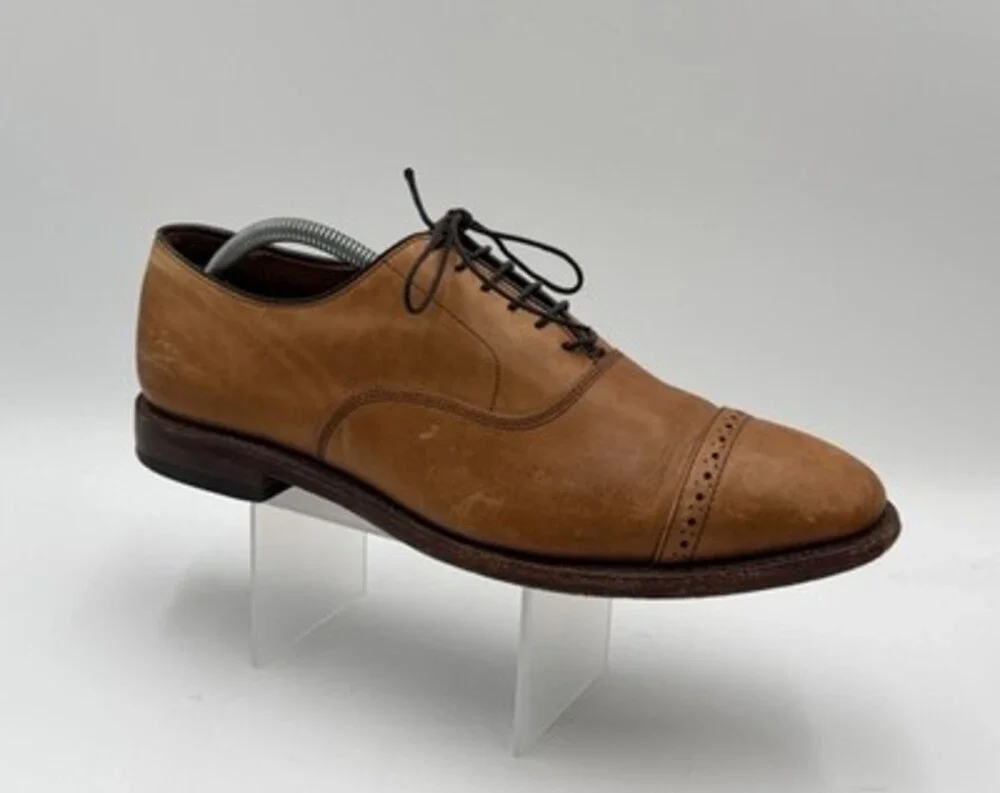 Allen Edmonds Fifth Avenue Men's Size 9 3E Leather Cap-Toe Oxfords  Walnut